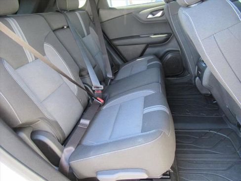 Certified 2024 Chevrolet Blazer LT w/ Convenience Package image 31