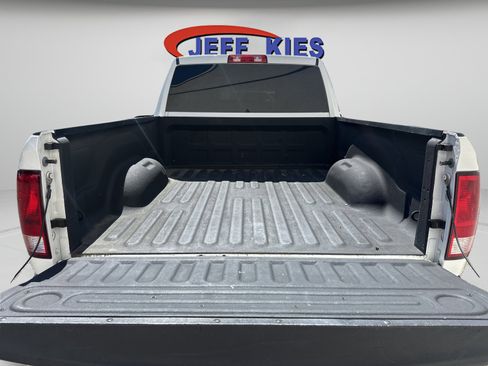 Used 2018 RAM 1500 Express image 7