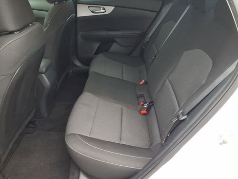 Used 2024 Kia Forte LXS w/ LXS Technology Package image 21