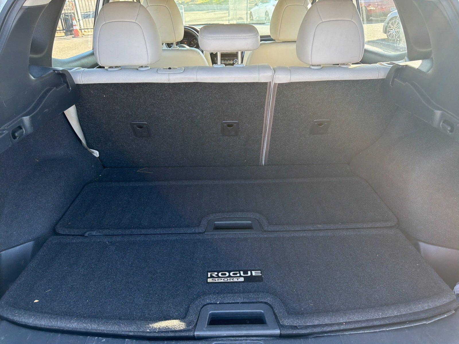 Used 2018 Nissan Rogue Sport SL FWD image 11