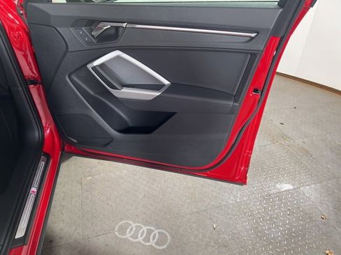 Certified 2023 Audi Q3 2.0T Premium Plus w/ Premium Plus Package image 11