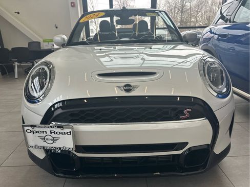 Certified 2024 MINI Cooper S image 12