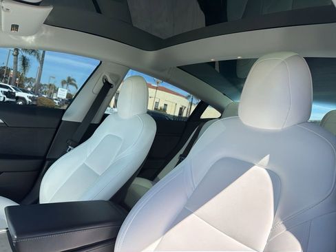 Used 2021 Tesla Model 3 Long Range image 11