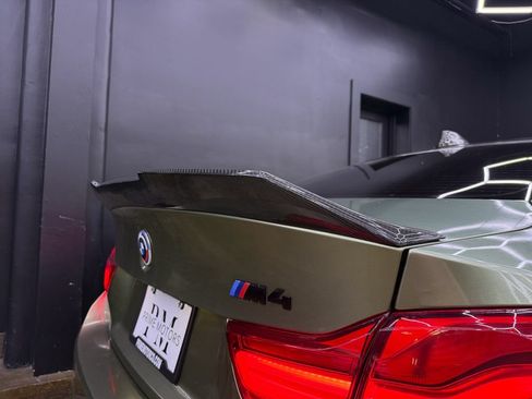 Used 2018 BMW M4 Coupe RWD image 24