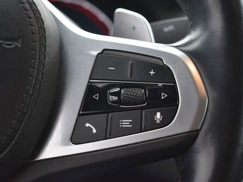 Used 2023 BMW 530e xDrive w/ Executive Package image 16