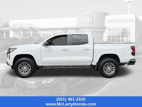 Used 2023 Chevrolet Colorado LT w/ LT Convenience Package RWD image 2