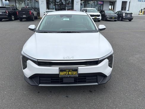Used 2025 Kia K4 EX image 23