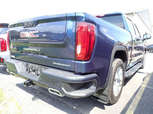 Used 2023 GMC Sierra 1500 Denali AWD/4WD image 3