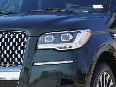 Used 2023 Lincoln Navigator L Black Label AWD/4WD image 4