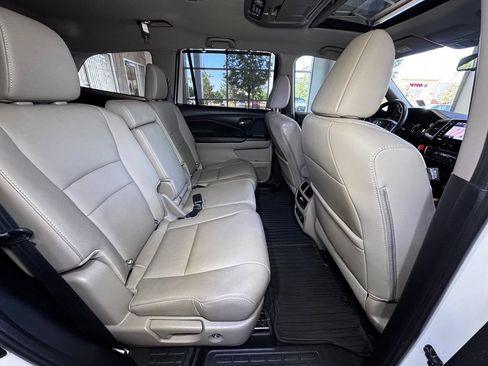 Used 2017 Honda Pilot Touring image 55