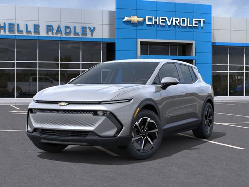New 2026 Chevrolet Equinox EV LT image 6