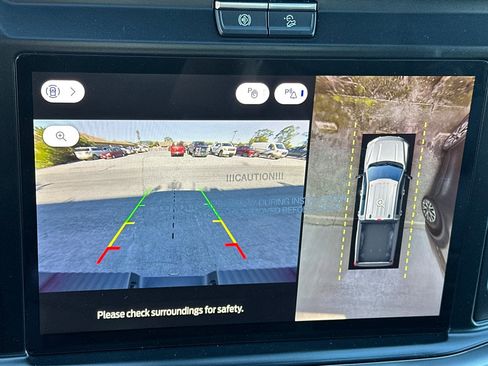 New 2026 Ford F250 Platinum w/ Tremor Off-Road Package image 17