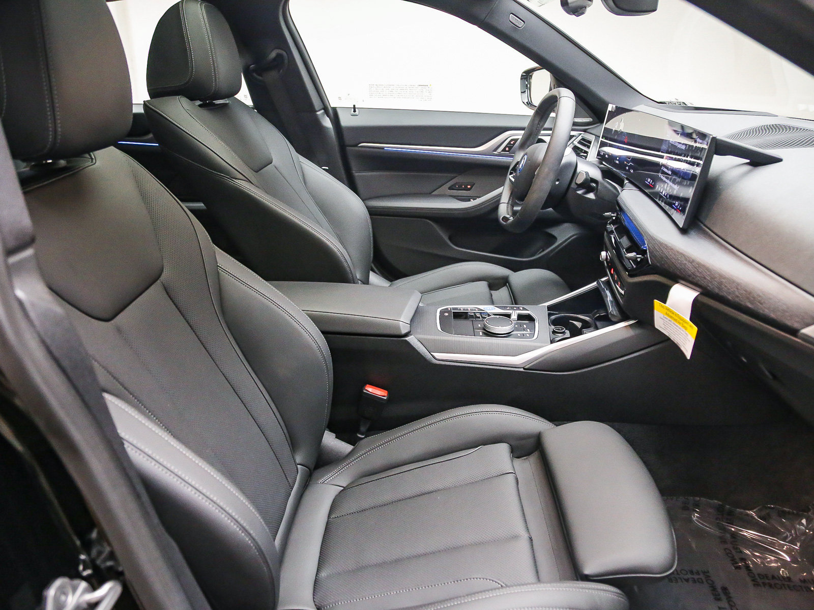 Used 2026 BMW i4 eDrive40 w/ Premium Package RWD image 17