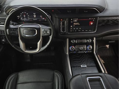 Used 2023 GMC Yukon Denali AWD/4WD image 14