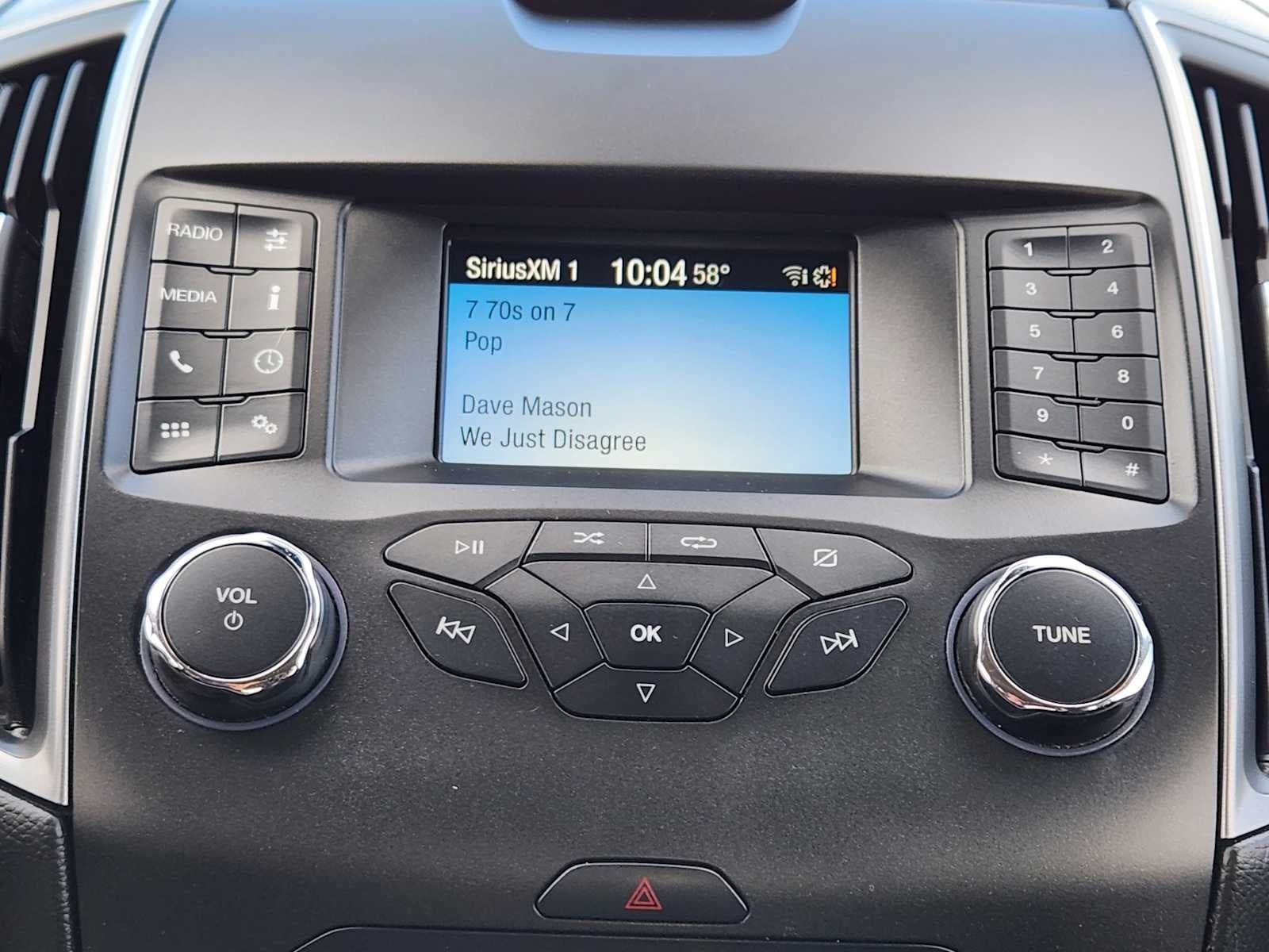 Used 2019 Ford Edge SE FWD image 20