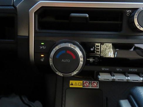 Used 2025 Toyota 4Runner TRD Off-Road Premium image 33