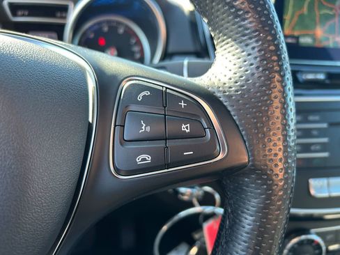 Used 2018 Mercedes-Benz GLE 350 4MATIC image 18