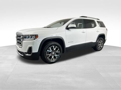 Used 2023 GMC Acadia SLE w/ Driver Convenience Package FWD image 2