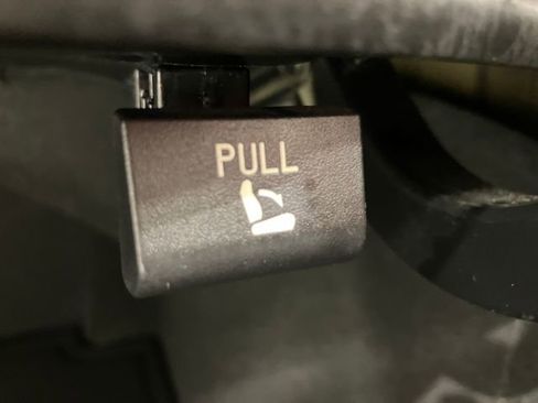 Used 2018 Hyundai Elantra SEL image 35