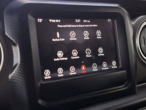 Used 2018 Jeep Wrangler Unlimited Rubicon AWD/4WD image 48