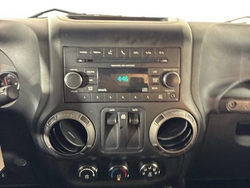 Used 2016 Jeep Wrangler Sport AWD/4WD image 22