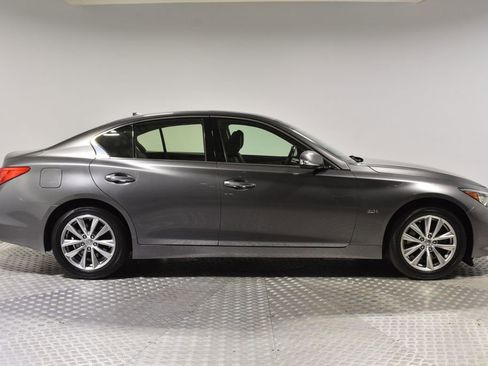 Used 2017 INFINITI Q50 2.0t w/ Moonroof Package image 6