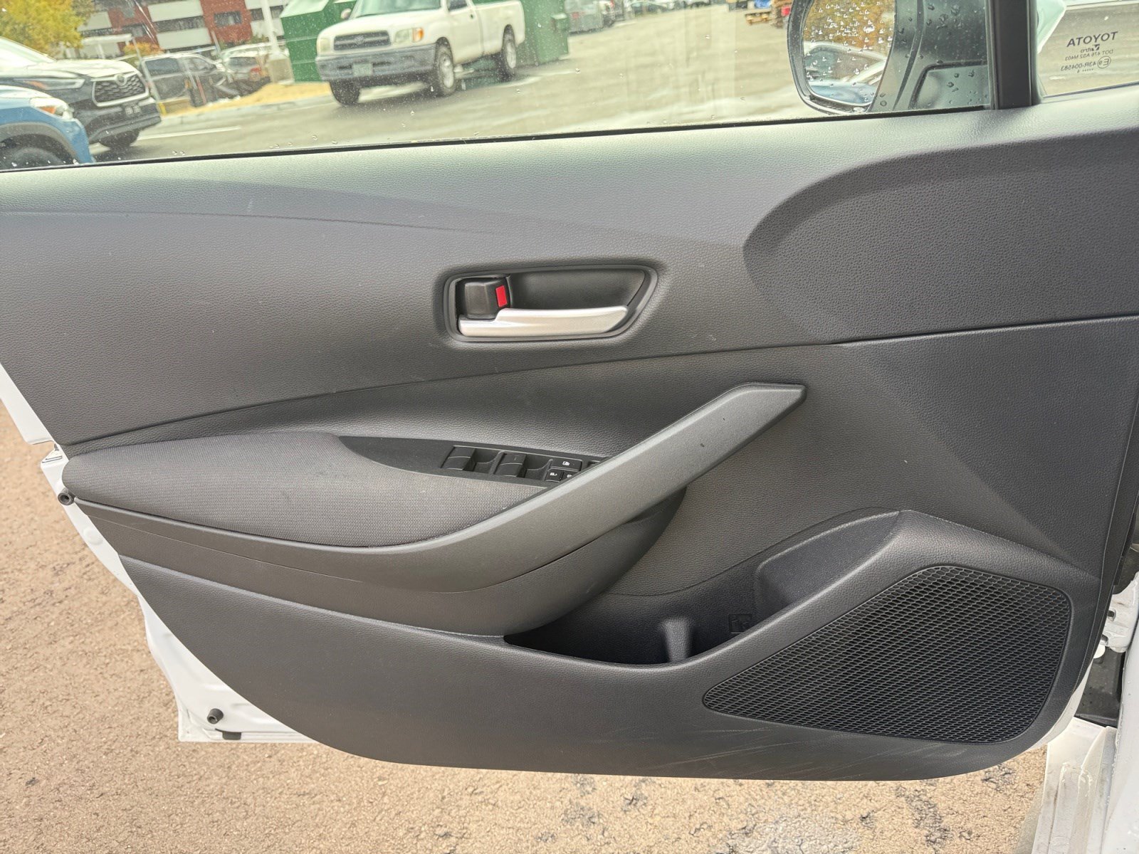 Certified 2026 Toyota Corolla SE w/ SE Package FWD image 13