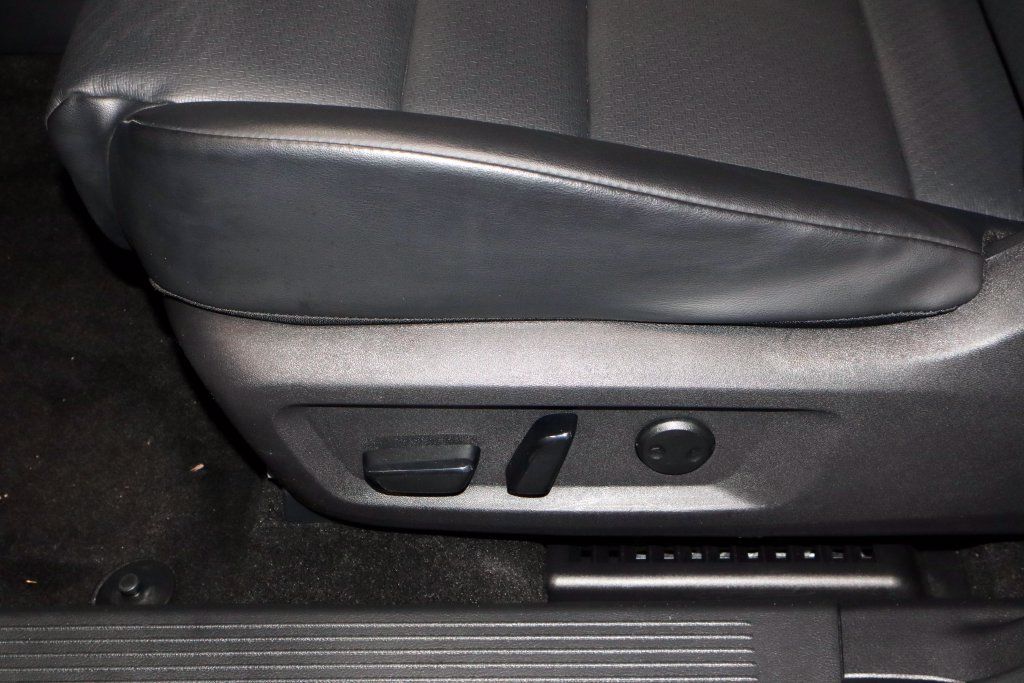 Certified 2023 Nissan Rogue SV w/ SV Premium B Package AWD/4WD image 24