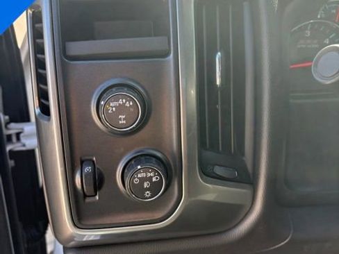 Used 2018 Chevrolet Silverado 1500 LT image 13