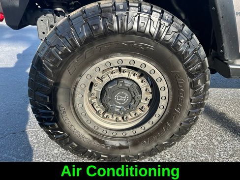 Used 2016 Jeep Wrangler Unlimited Sport AWD/4WD image 19
