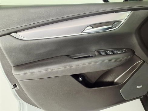 Certified 2023 Cadillac XT5 Luxury image 17