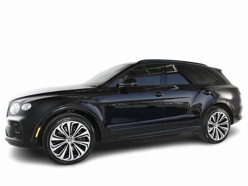 Used 2021 Bentley Bentayga AWD/4WD image 3