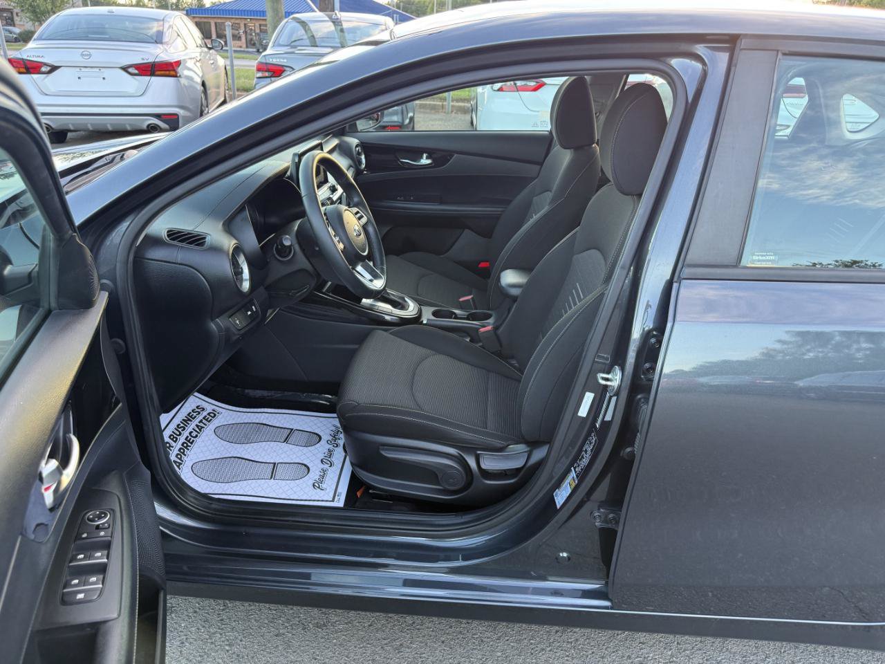 Used 2019 Kia Forte S FWD image 8