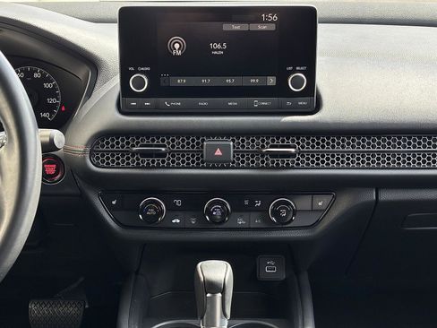 Certified 2025 Honda HR-V Sport image 18
