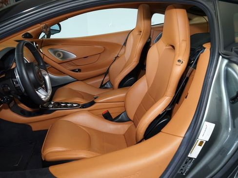Used 2021 McLaren GT image 5