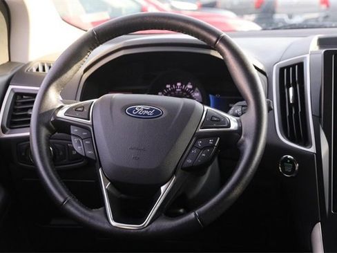 Certified 2024 Ford Edge SEL image 21