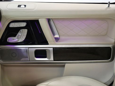 Used 2023 Mercedes-Benz G 63 AMG Squared image 31