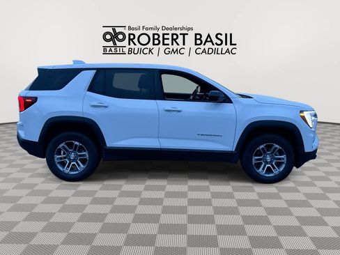Used 2026 GMC Terrain Elevation AWD/4WD image 9
