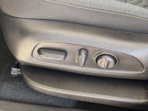 Certified 2022 Chevrolet Equinox LT image 20