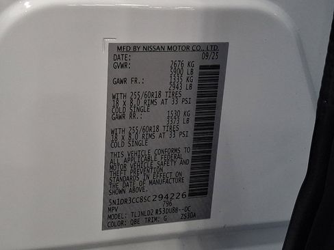 New 2025 Nissan Pathfinder SL w/ Black Appearance Package image 9