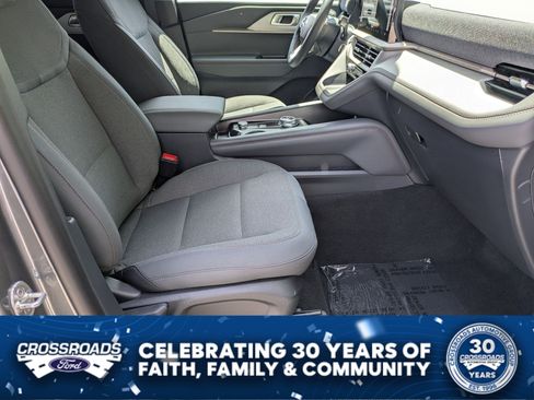 New 2026 Ford Explorer Active RWD image 38