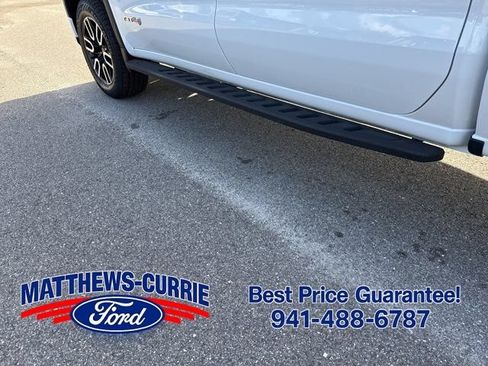 Used 2024 GMC Sierra 1500 AT4 w/ Technology Package AWD/4WD image 15