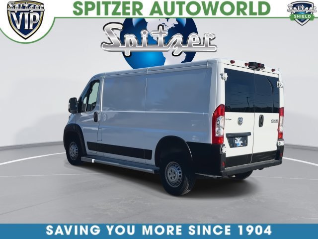 Used 2025 RAM ProMaster 2500 w/ U-Haul Equipment Group FWD image 12