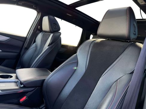 Used 2022 Acura MDX A-Spec image 12