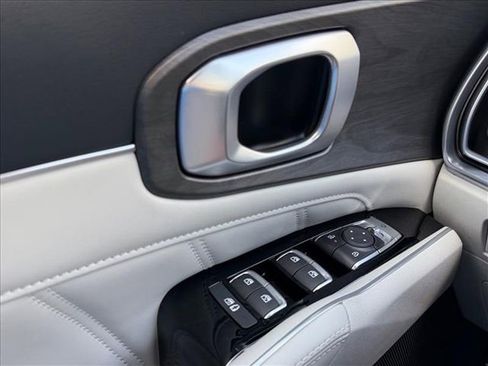 New 2026 Kia Sorento SX AWD/4WD image 23