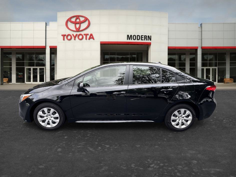 Used 2024 Toyota Corolla LE FWD image 10
