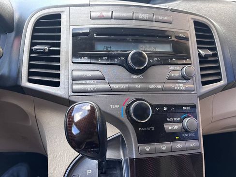 Used 2009 Toyota Venza FWD image 23