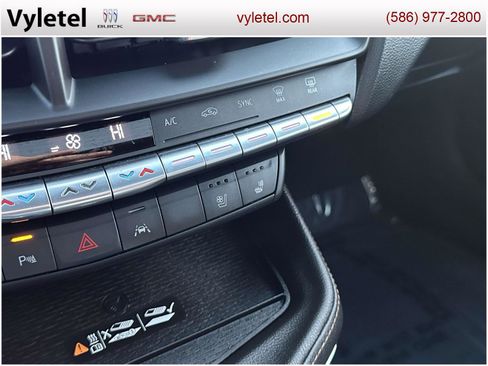 Used 2023 Cadillac CT4 V w/ Technology Package image 30