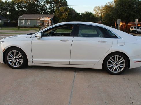 Used 2016 Lincoln MKZ w/ Equipment Group 300A Reserve image 5