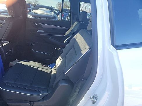 Certified 2025 Buick Enclave Sport Touring w/ Power Package image 30